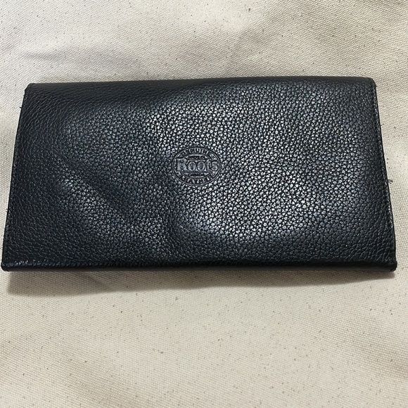 Vintage Roots Toronto Black Leather Wallet - Picture 2 of 8